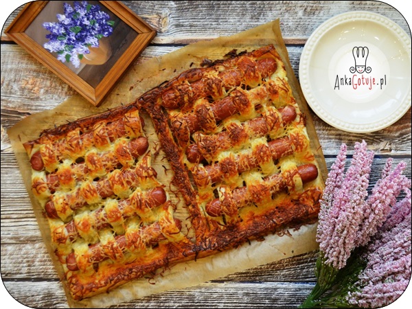 Zapiekanka z ciasta francuskiego